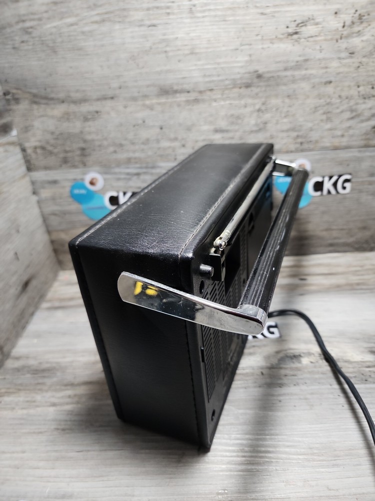 Panasonic AM/FM Radio RF-597