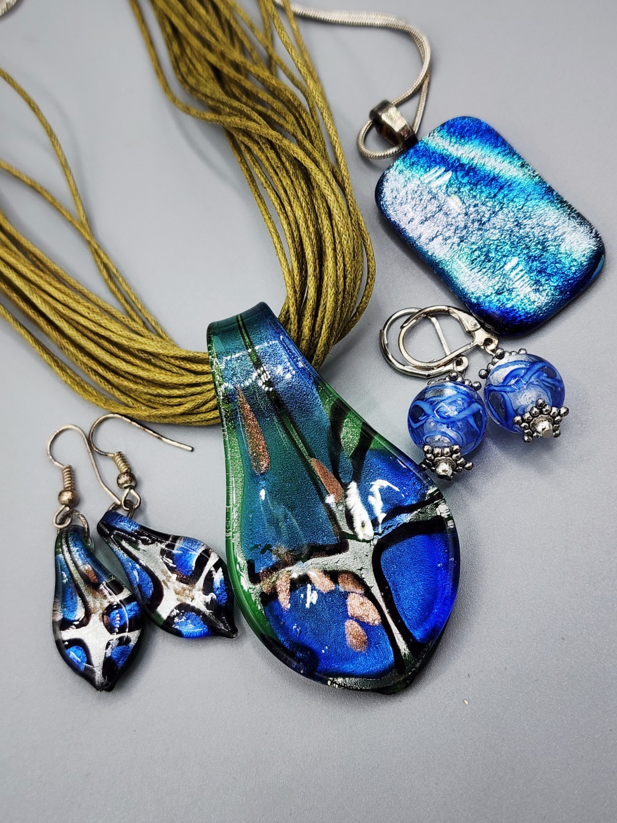 Murano Art Glass Jewelry Bundle Pendant Necklace Earrings Blue Silver Tone