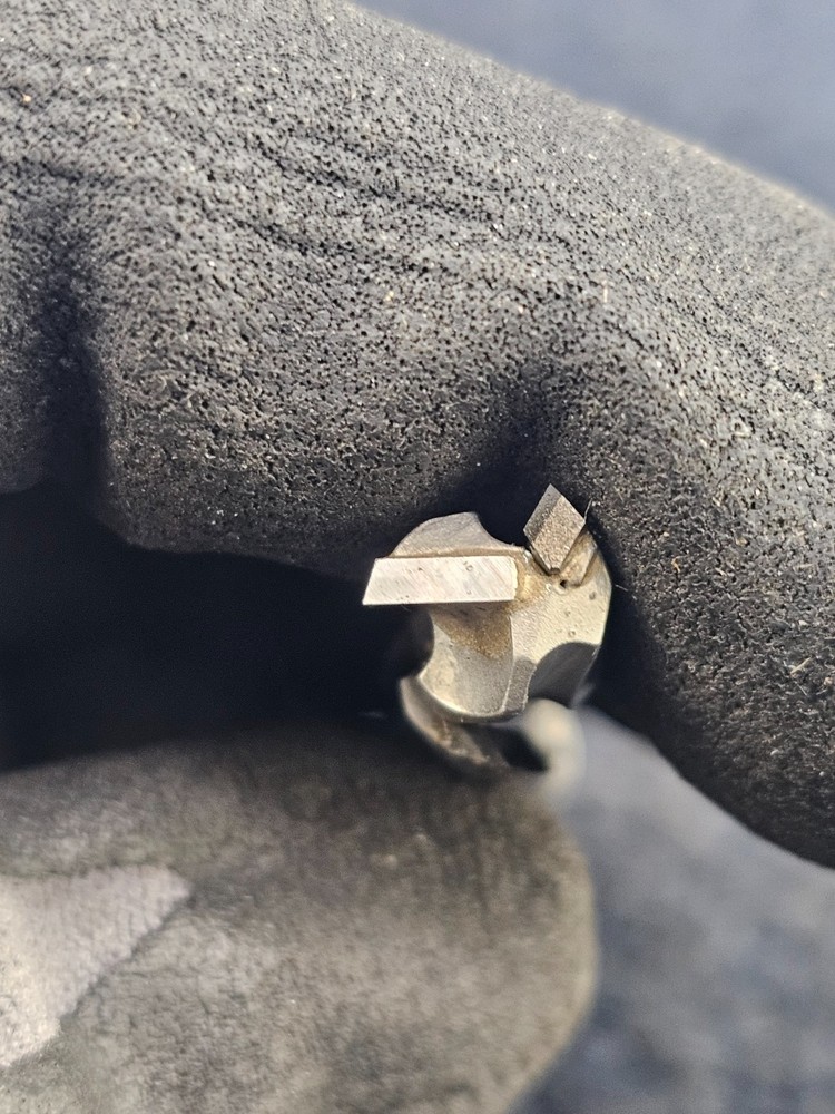 QIC TOOLS RD1.38.150.38: One Flute Compression Segmented PCD Diamond Router Bit