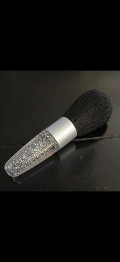 retractable makeup brush with glitters
