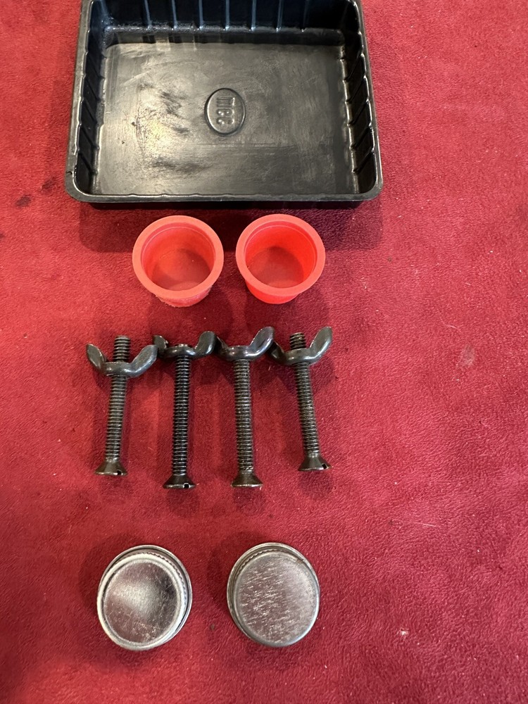 Mec Reloader Primer Catcher #  8067 Wing Nuts, Caps