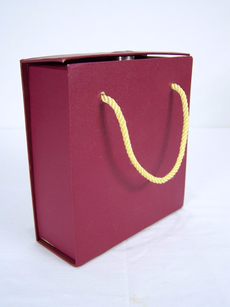 Red High Quality Gift Box Padded with Handles