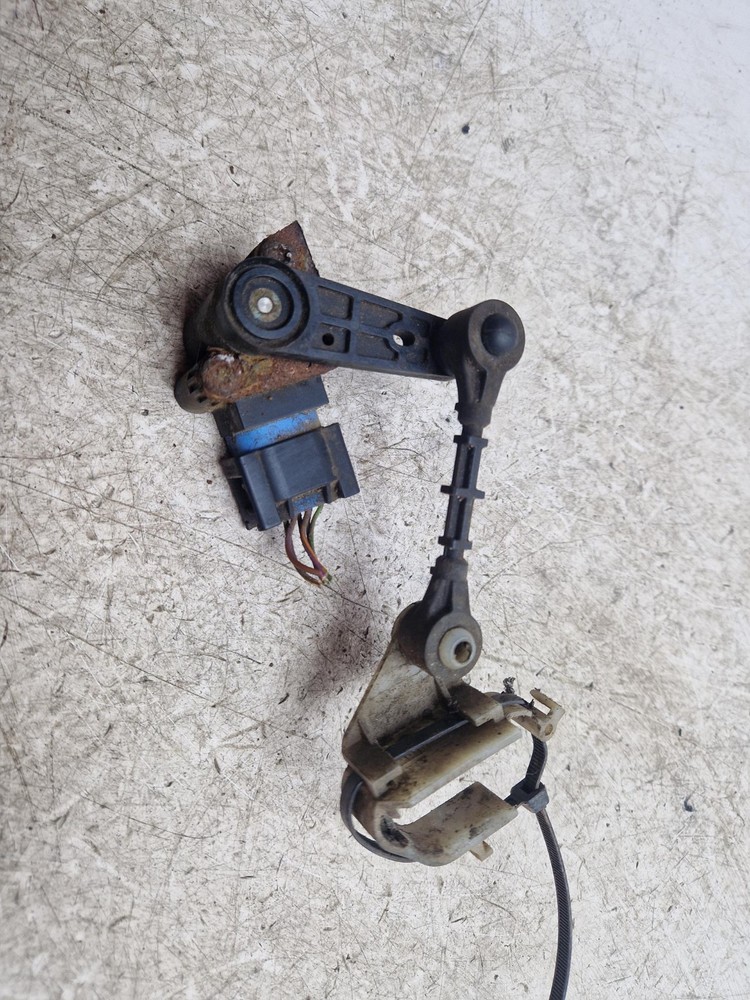 JAGUAR XFR HEADLIGHT LEVEL SENSOR 8W833C280BE X250 2007 - 2011