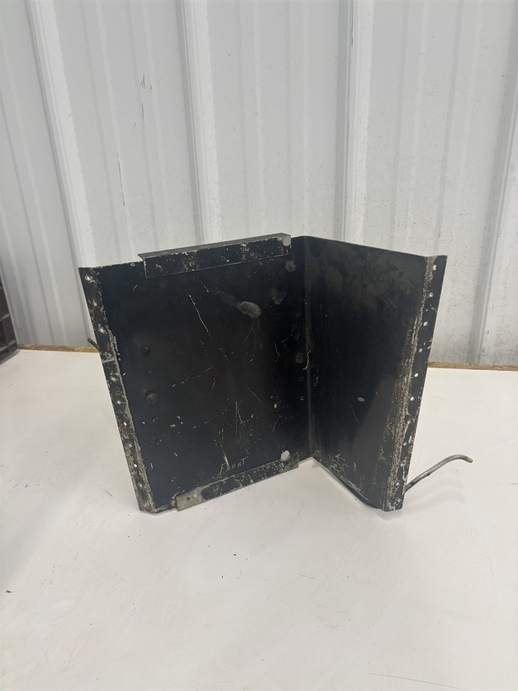 Luscombe Model 8 Battery Box Platform Mount Base Bracket 581084