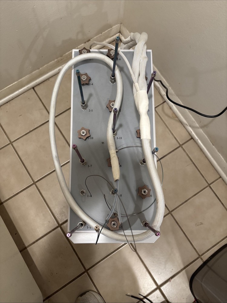 Entech Instruments 7032D Autosampler