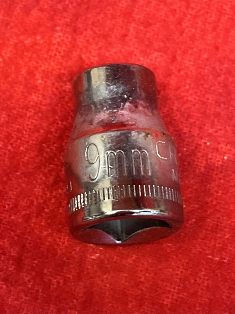 CRAFTSMAN -G- 43541 (reverse) 9mm SOCKET, 3/8” Drive, 6 PT (k15)