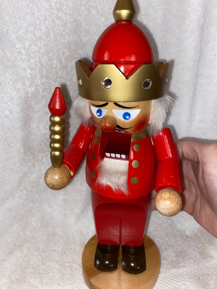 STEINBACH VOLKSKUNST Nutcracker 12” Tall