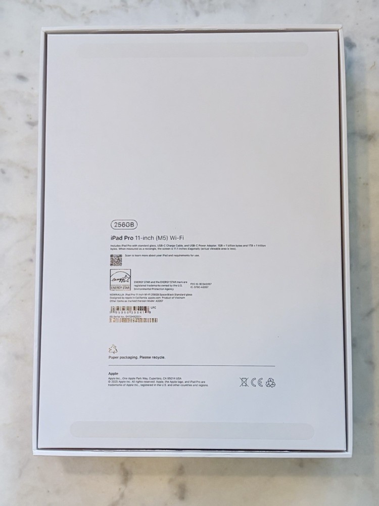iPad Pro 11 M5 Wi-Fi 256GB Empty Box Only