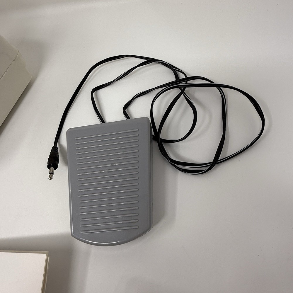 Singer Tiny Serger Electric Overedging Machine - (TS380A)