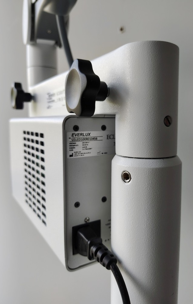 Ecleris Microstar Microscope U10M100F with Ecleris Everlux Light Source