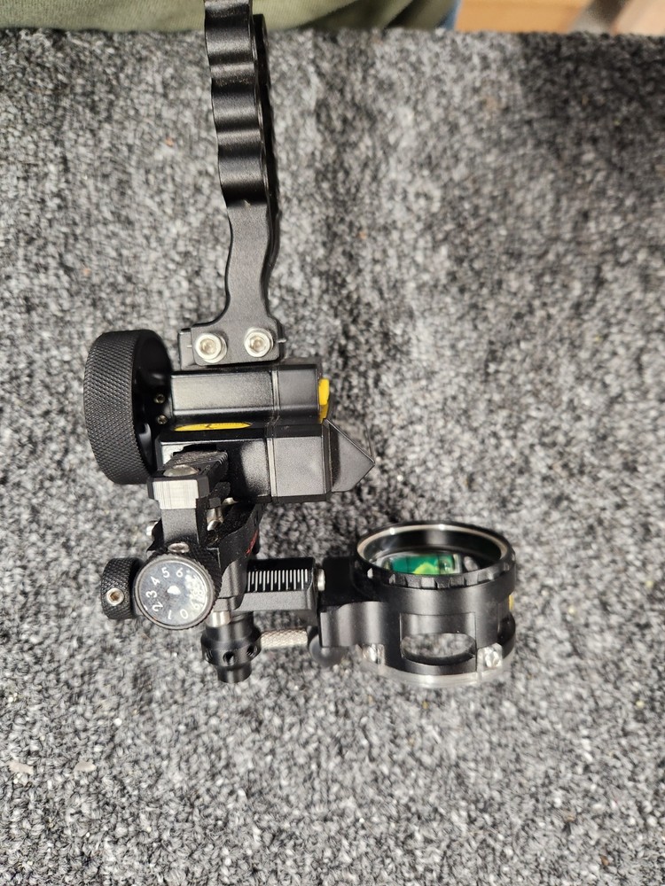 Trophy Ridge 1-Pin .019 Right Hand Digital React Bowsight (AS701DR19)