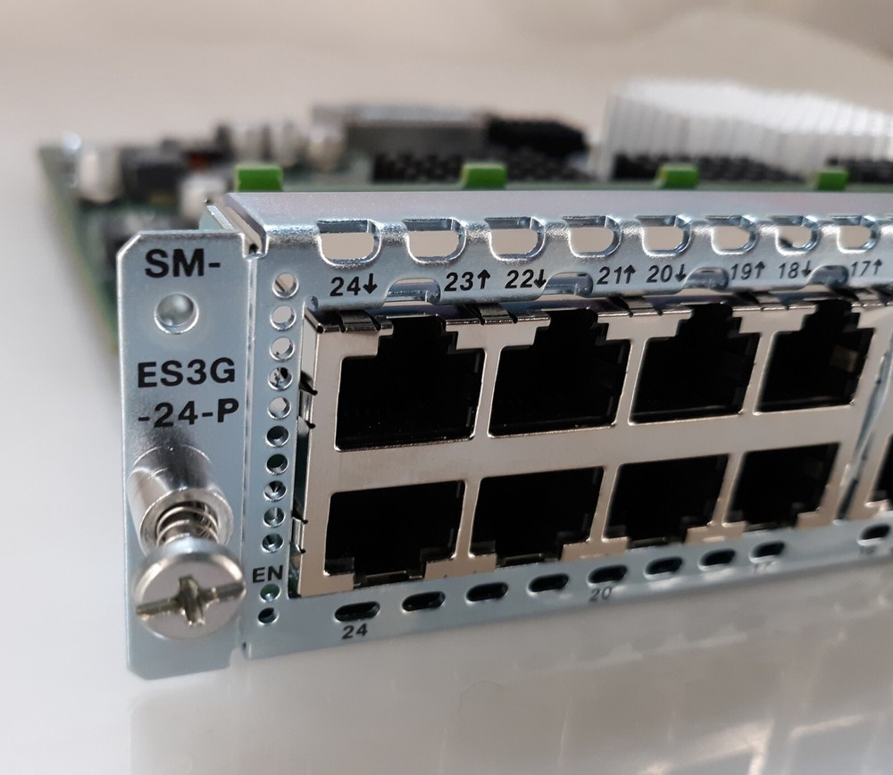 Cisco EtherSwitch SM-ES3G-24-P Service Module