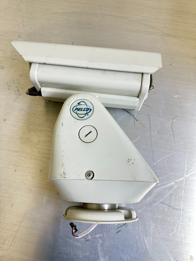 PELCO ES31PC22-5N Esprit Positioning System Traffic Camera and Wiper