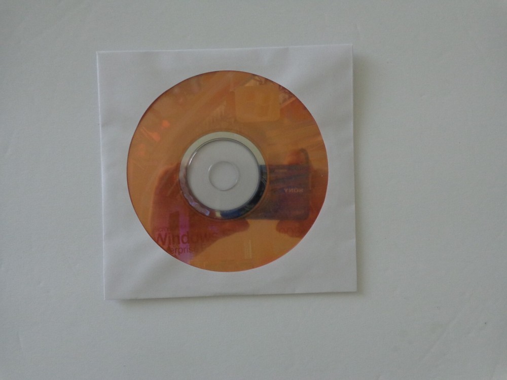 Microsoft Windows Server 2003 Enterprise (New ! sealed cd +Key Code +25 CAL )