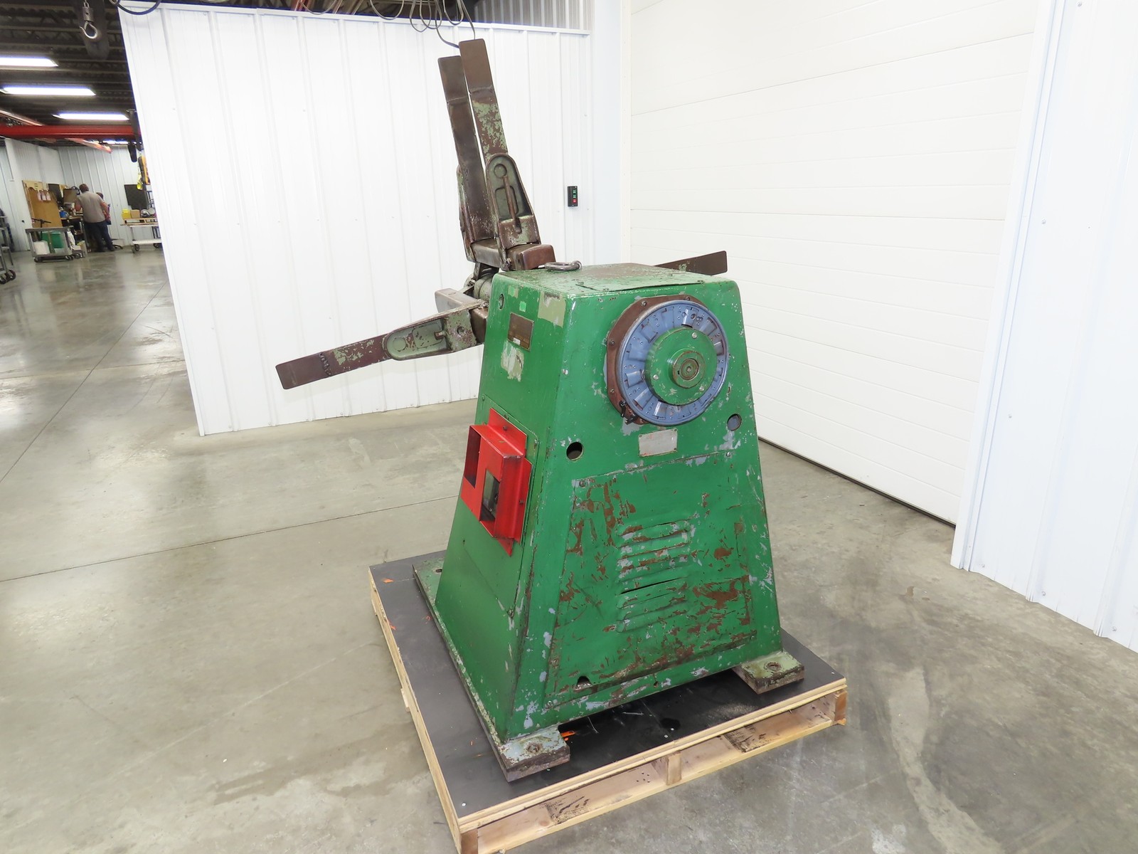 FJ Littell Machine No 20-18 Coil Stock Uncoiler 2000lbs 16-20" ID 18" W Decoiler