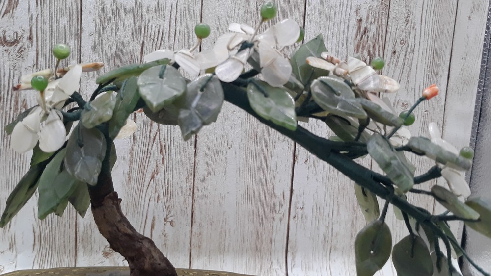 Hand Crafted Chinese Jade Bonsai Eucalyptus Tree Brass Base