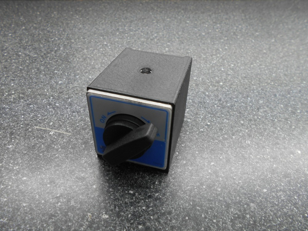 TTC ON/ OFF MAGNETIC BASE