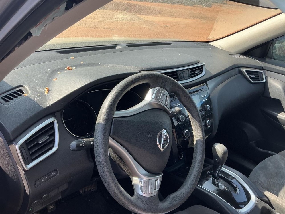 ROGUE 2016 Glove Box 5018926