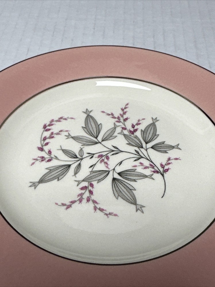 Homer Laughlin Barclay Cavelier Eggshell Pattern Bread Plate 6 1/4 Inch Pink