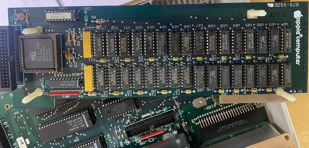 Apple IIc Computer – Clean & Fully Working – Apple A2B4156 1MB Memory Expansion