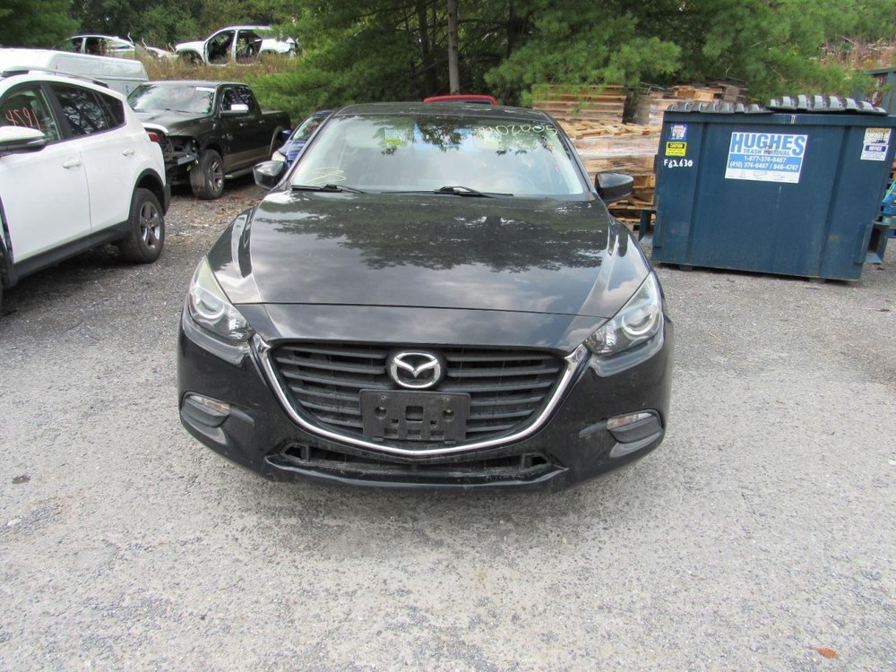 3 2018 Glove Box 1077605