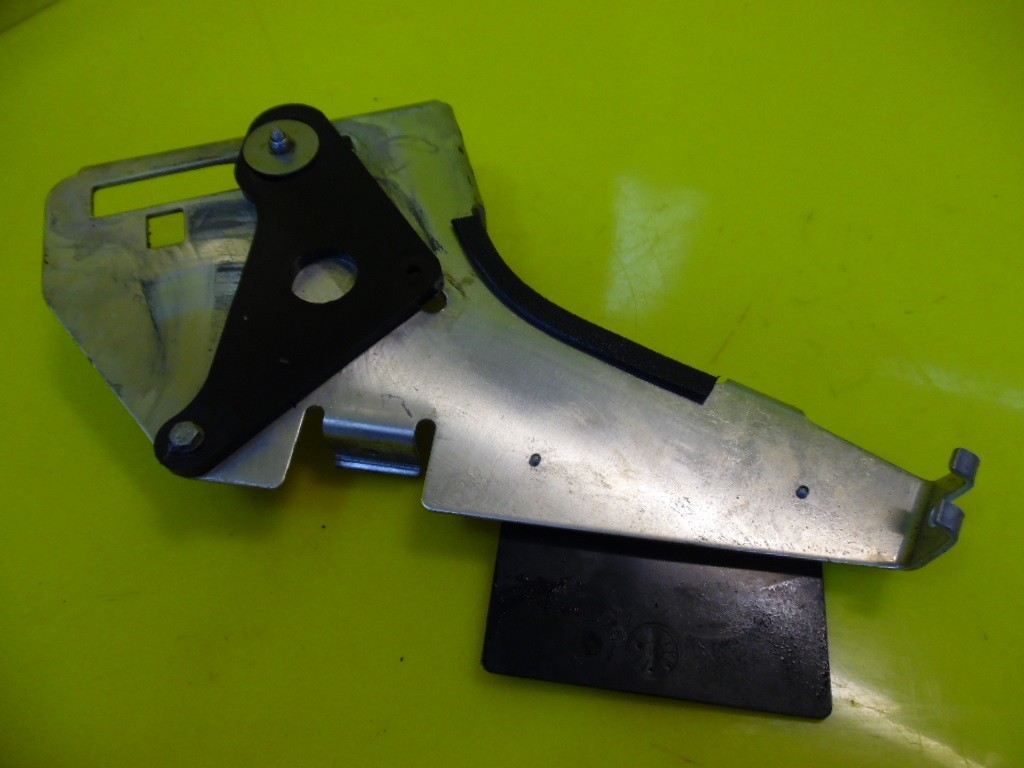 1995 95 SEADOO SEA DOO GTX 657 REVERSE SUPPORT PLATE