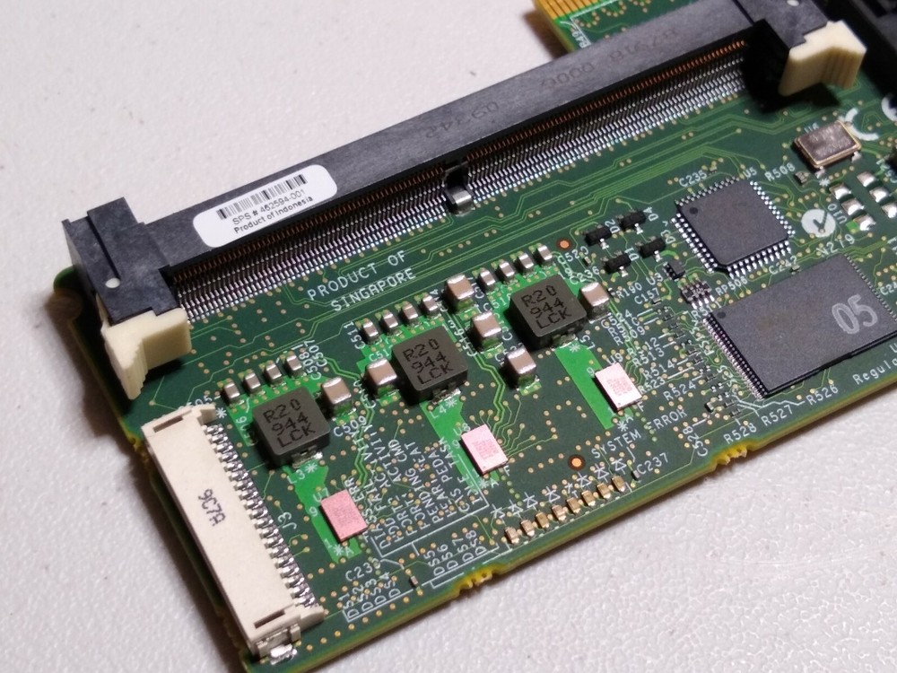 HP SMART ARRAY P212 PCI-E 2.0 X8 6GB/S SAS CONTROLLER 462828-B21-LOW Profile