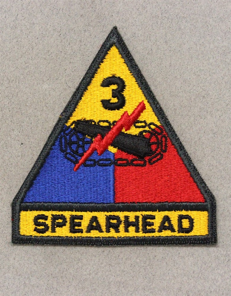 Army patch 6419: 3rd Armored Division - 1 piece, cut edge, AG border