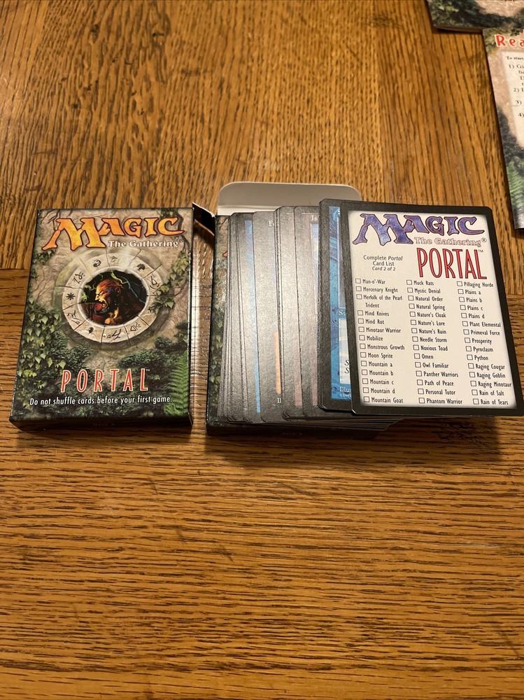 Magic The Gathering Portal 2 Player Starter Set Opened ! Mint !