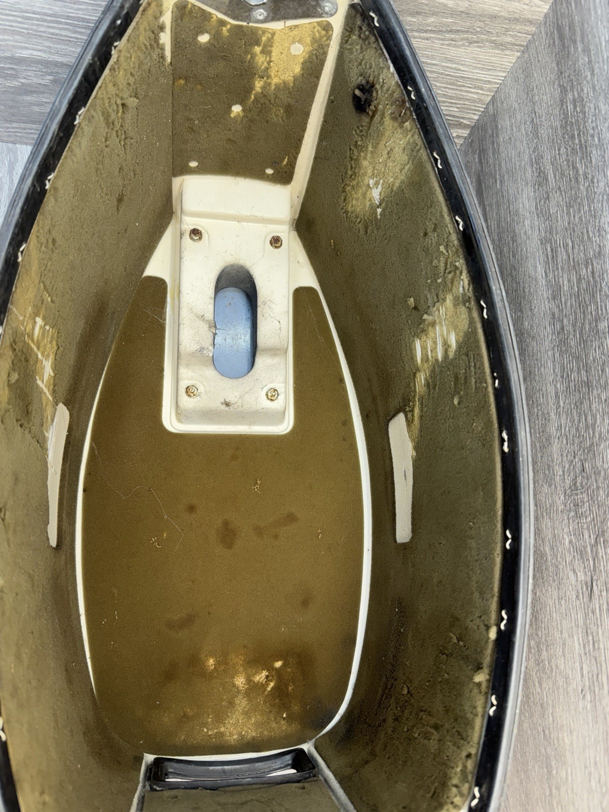 6H7-42610-12-EK Yamaha Outboard 2 Stroke 25HP Top Cowling Hood Pull Start