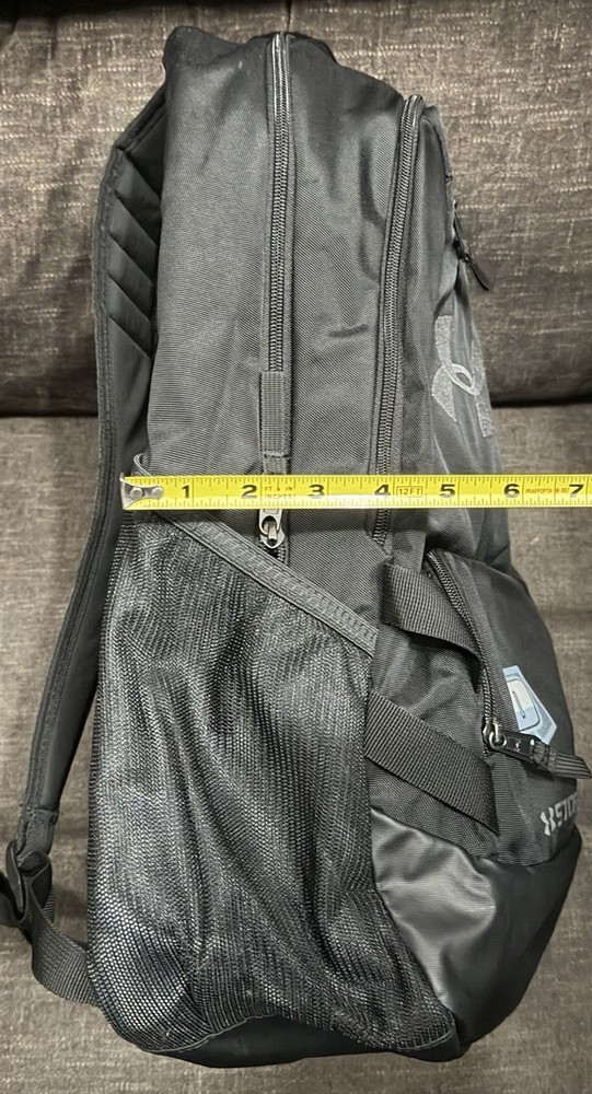 Preowned Under Armour Medium/Large Black & Gray Backpack Bag