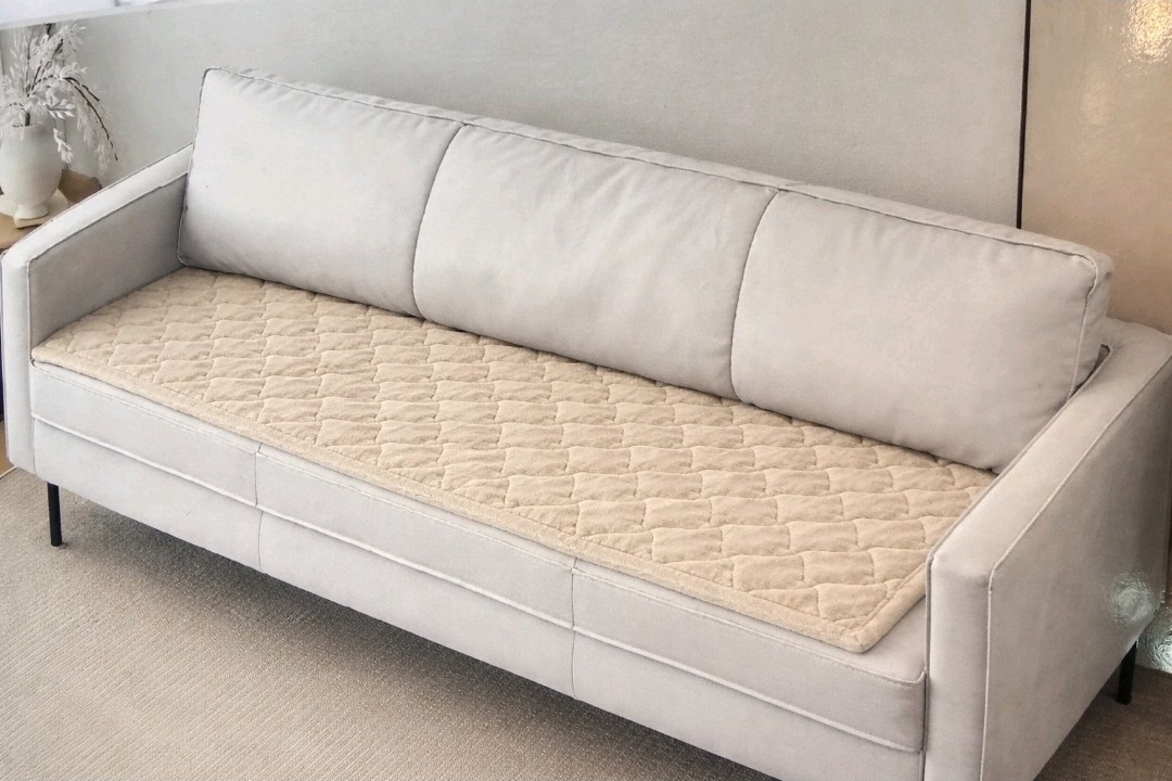 Brentwood Protective Sofa Overlay Tan Faux Fur 28x72” Waterproof Backing- NEW