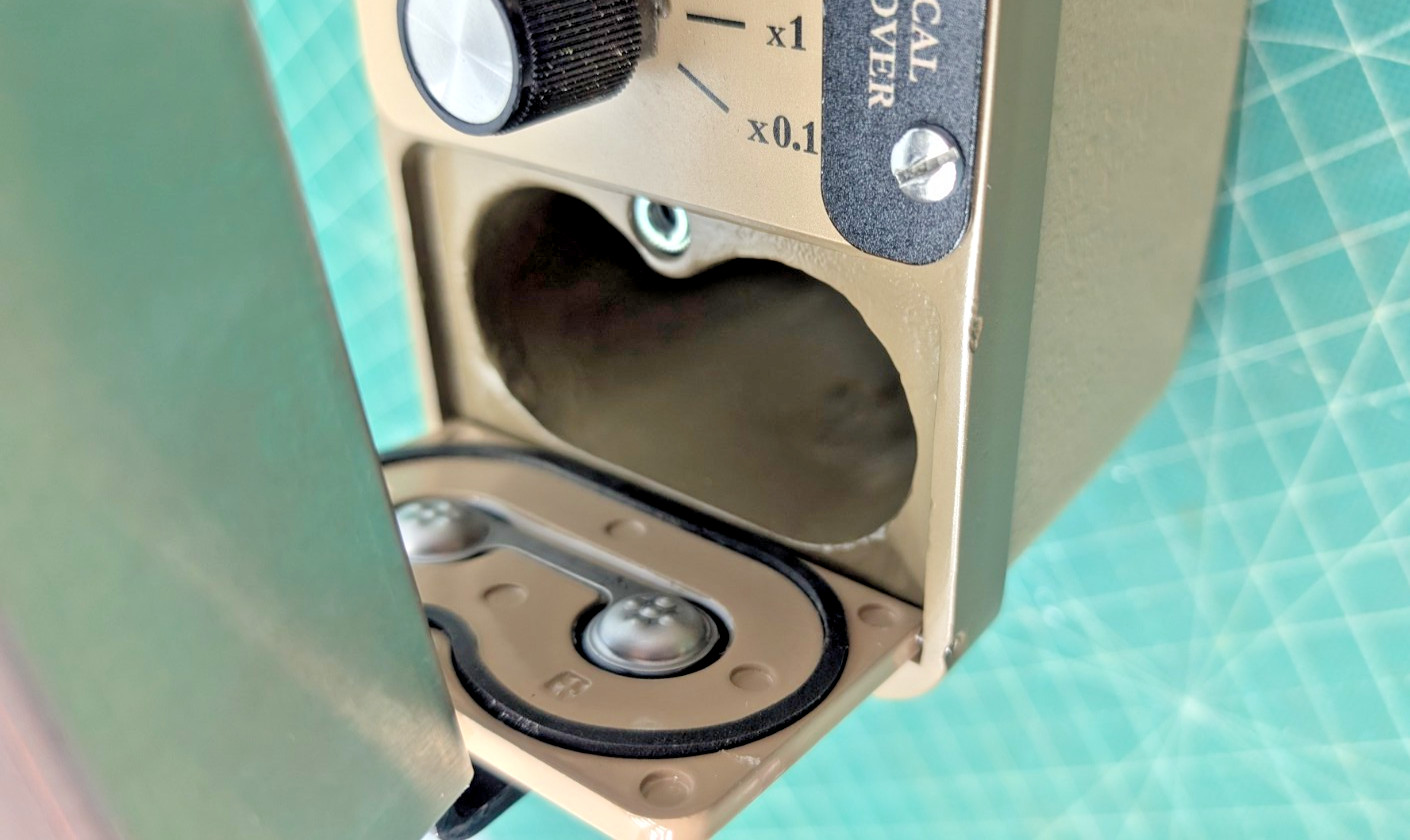 1x REPAIR Battery Compartment for LUDLUM Meters model 3, 12, 14C, 2241 etc.