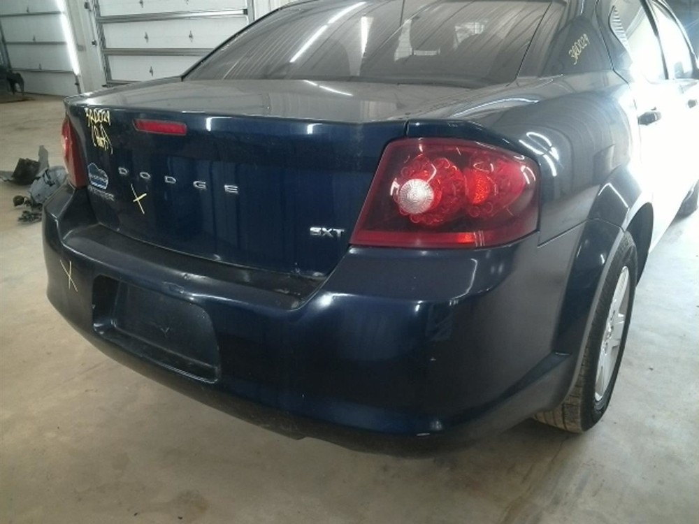 AVENGER 2013 High Mounted Stop Light 104834162