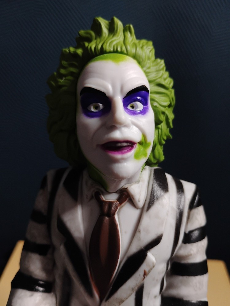 BEETLEJUICE - GAMING CONTROLLER / SMART PHONE HOLDER (Cable Guys)