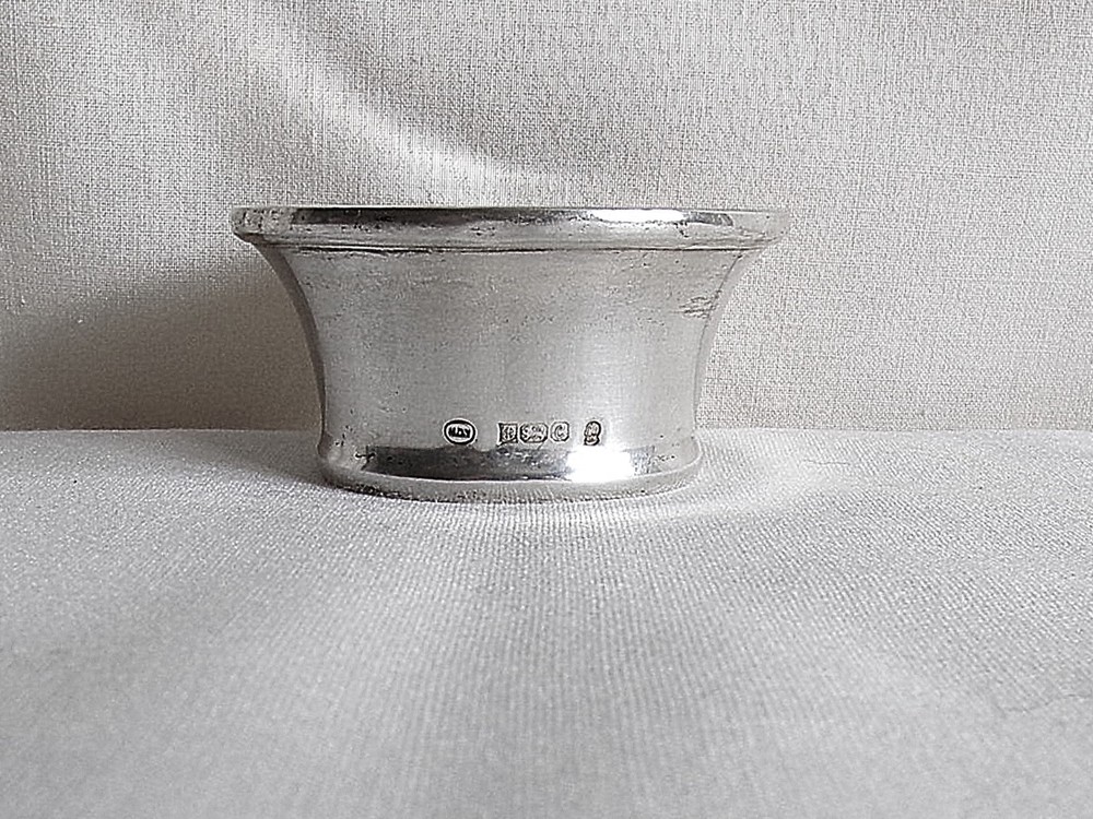 HALLMARKED SILVER DECANTER COLLAR