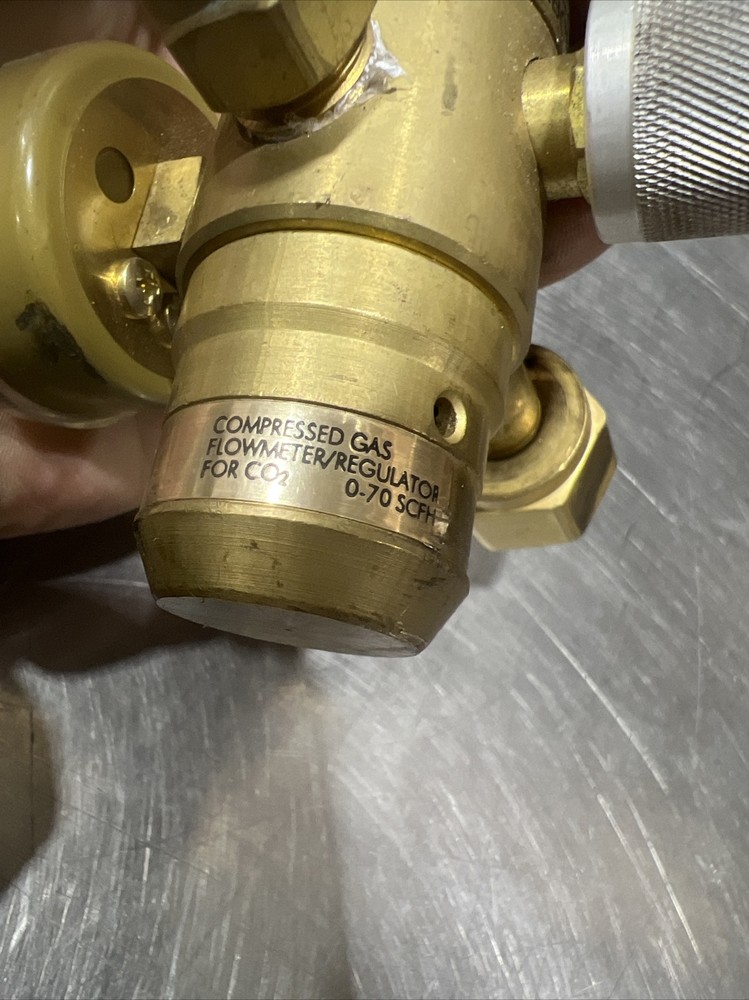 WESTERN ENTERPRISES REF-4-PG Compressed GAS FLOWMETER. CARBON DIOXIDE 0-70 Used