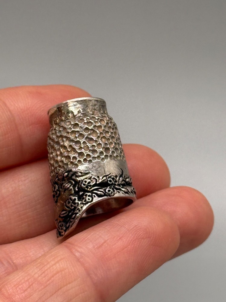 Tom Edwards Sterling Silver Drop Rim Thimble with Flowers