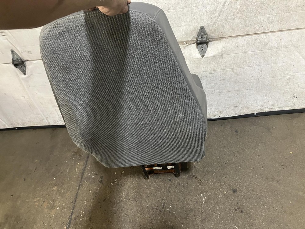 Freightliner CASCADIA Right/Passenger Seat - Used