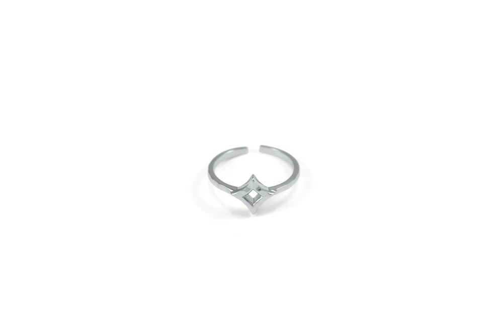 Diamond shape Sterling silver ring with adjustable back