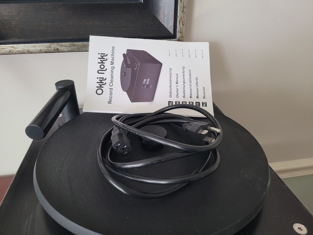 Oki nokki Record Cleaning Machine.