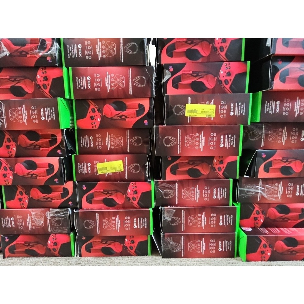 PDP Spirit Red Bundle: Advanced Wired Controller & Wired Headset *OPEN NEW*