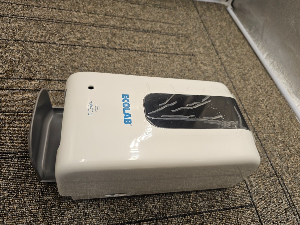 Ecolab Drip Head Wall Mounted Automatic Soap Sanitizer Dispenser Touchless ABS