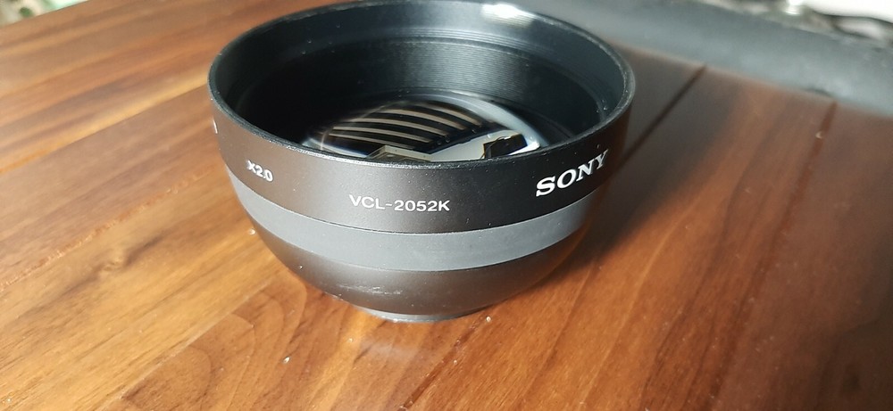 Sony Tele-Conversion Lens x2.0 VCL-2052K 