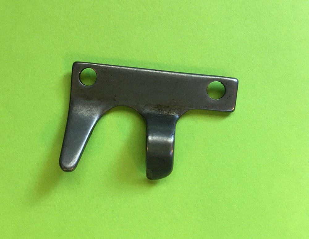 *NOS* 263145-SINGER-BOBBIN CASE STOP FOR SEWING MACHINES-FREE SHIPPING*