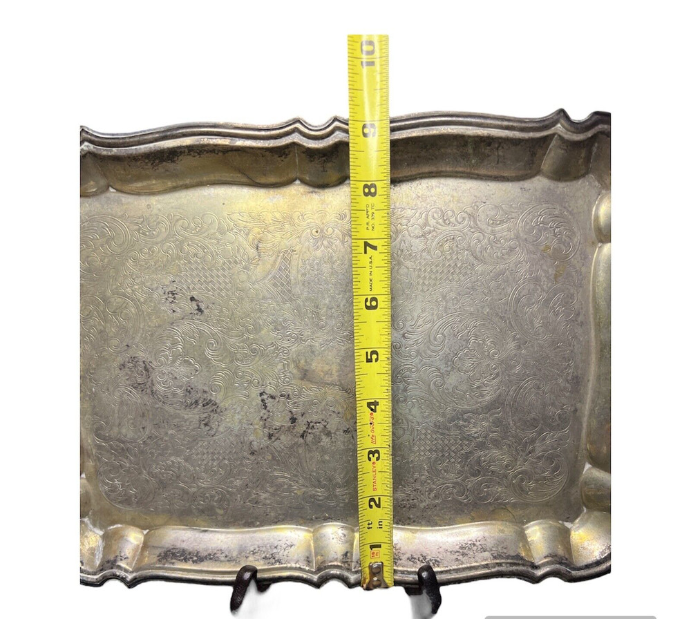 Oneida Silverplate Tray e Scalloped Edge Rectangular 15"x9" Shows Patina AS IS