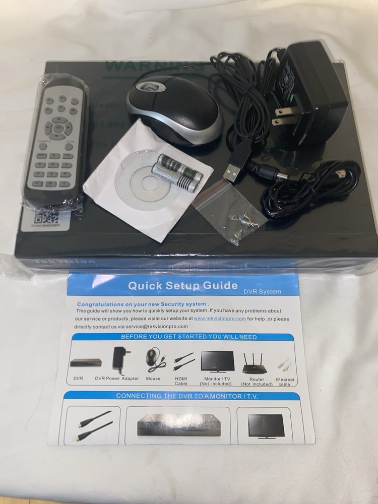 Tekvision Model TV-D1004A Security DVR w Mouse