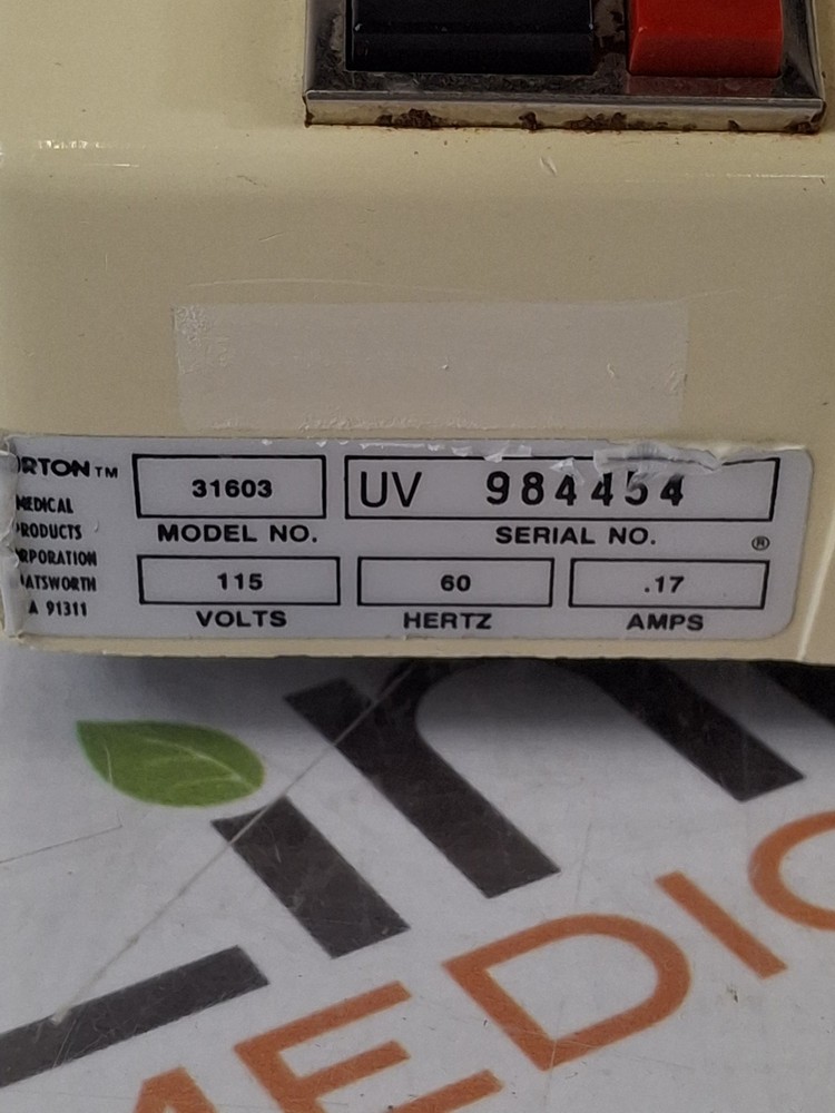 Burton 31603 Handheld Examination Light