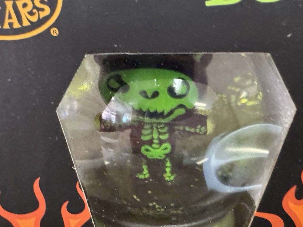 Deddy Bears Bones Mini Snow Globe