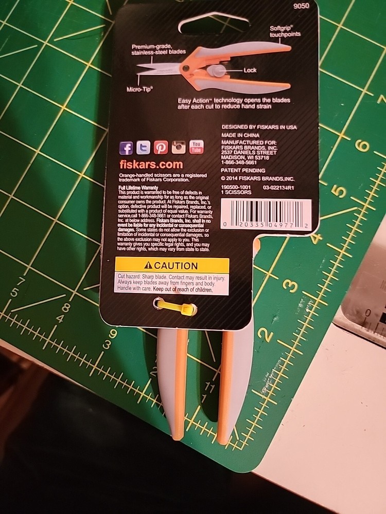 Fiskars Fabrics scissors Micro-tip blade for intricate cuts softgrip
